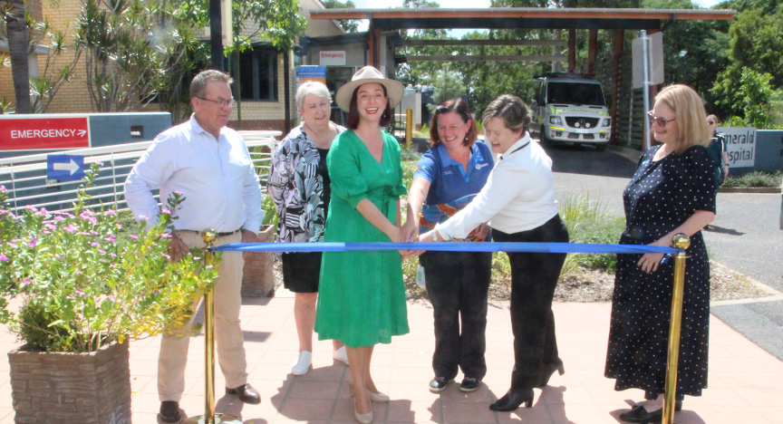 Photo of the ribbon cutting at the official opening of the upgraded Emerald Hospital Emergency Department